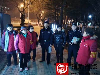 工作到深夜.jpg